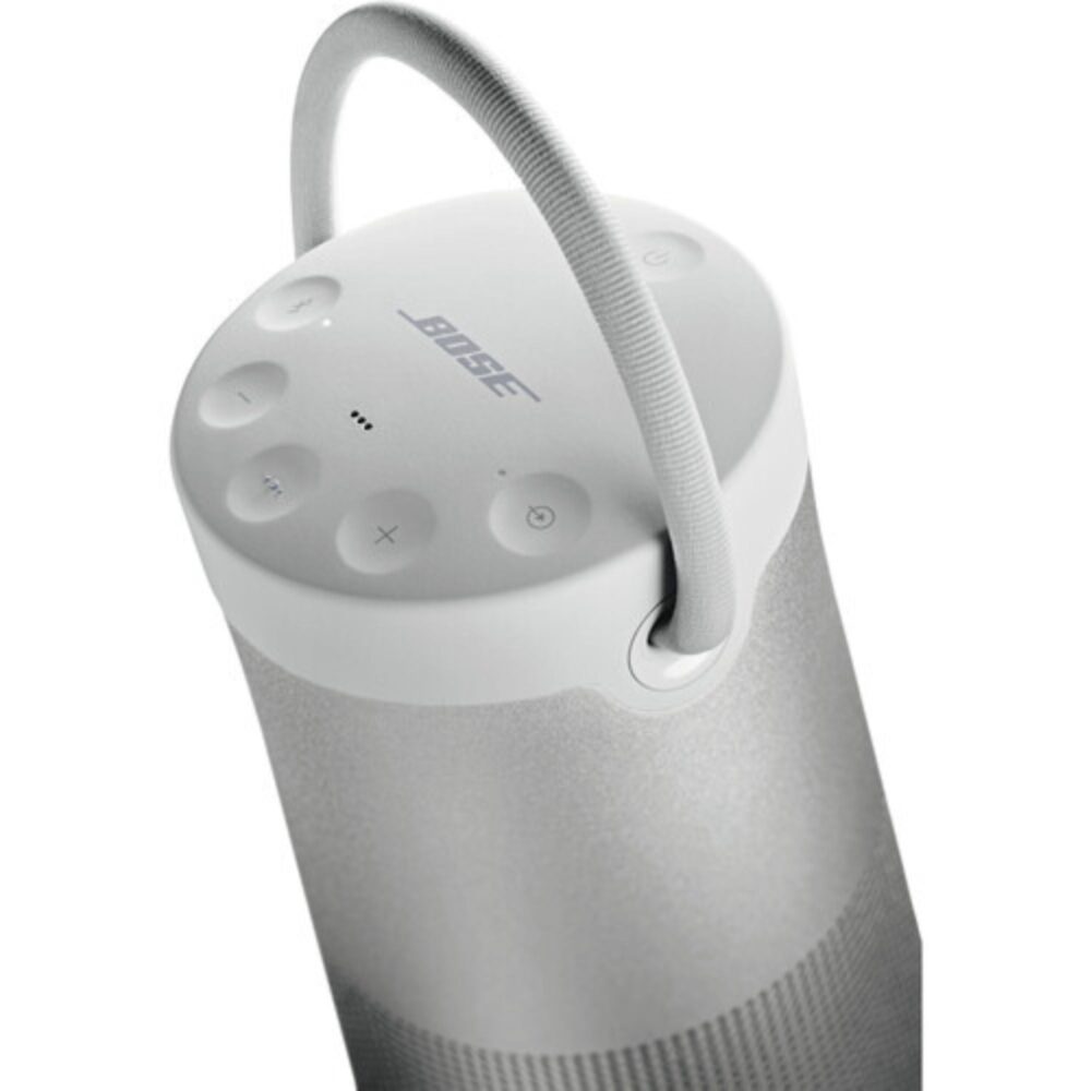 AVStore-Bose-SoundLink-Revolve -II-Close-Up-View-Luxe-Silver jpg