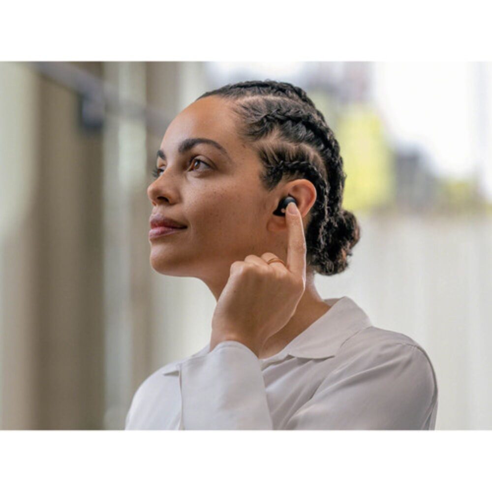 AVStore-Sony-WF--XM-Lifestyle-Black jpg