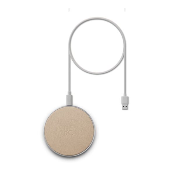 AVStore-Bang-Olufsen-Beoplay-Charging-Pad-Natural-Hero- jpg