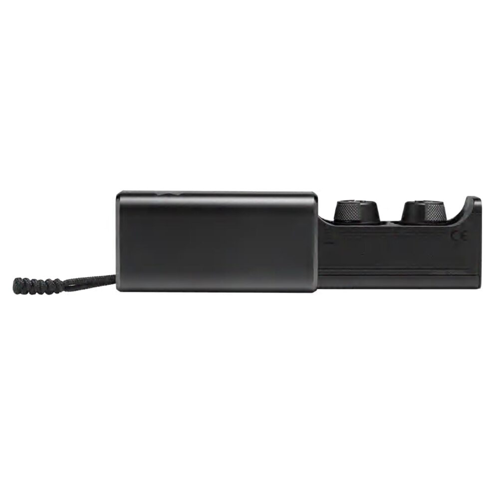 AVStore-JBL-Under-Armour-Flash-X-Case-Horizontal jpg