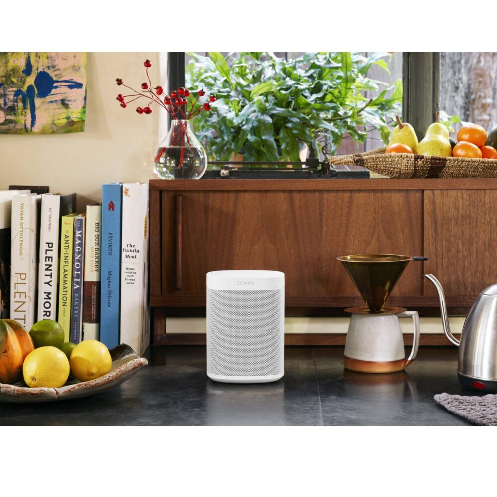 AVStore-Sonos-One-White-Lifestyle jpg